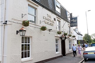 Plus de détails pour Hampton Court Rd, East Molesey - Commerce de détail à vendre