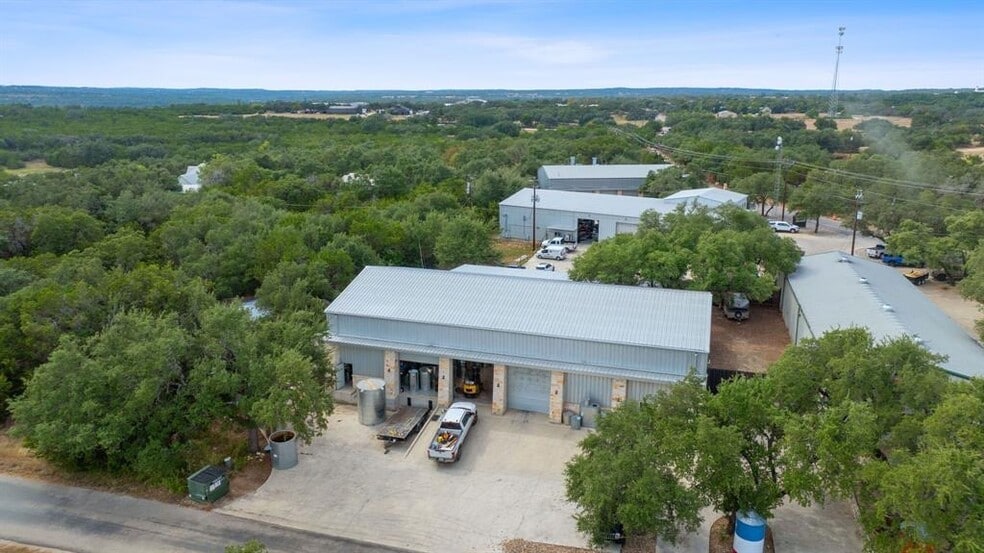 16299 Fitzhugh Rd, Dripping Springs, TX for sale - Building Photo - Image 3 of 23