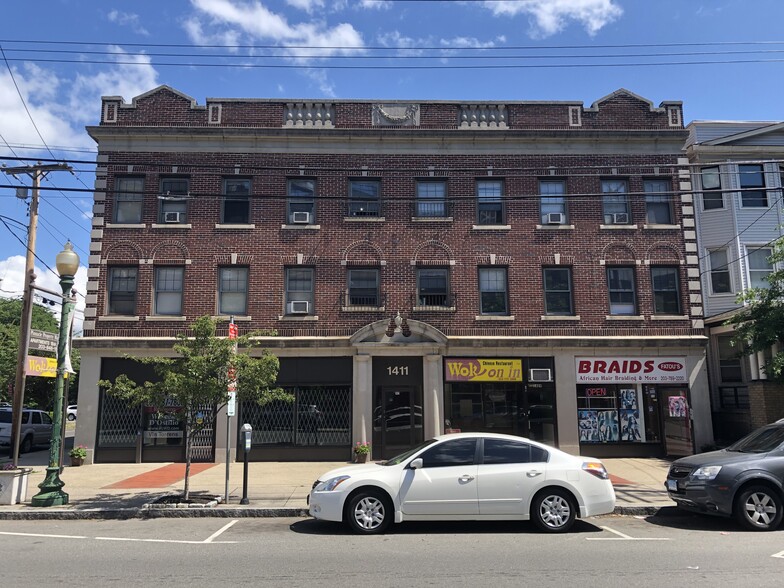 1409 Chapel St, New Haven, CT for sale - Primary Photo - Image 1 of 1