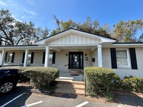 1963 S 8th St, Fernandina Beach, FL à louer Photo du bâtiment- Image 1 de 16