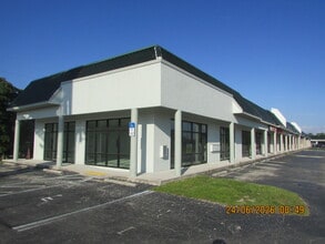 17230-17250 S Tamiami Trl, Fort Myers, FL for lease Building Photo- Image 2 of 17