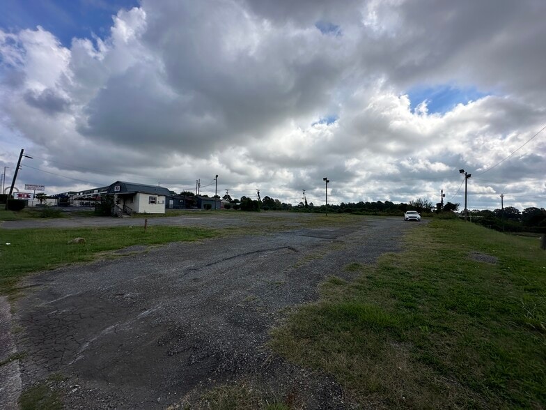 520 N Anderson Rd, Rock Hill, SC for sale - Building Photo - Image 2 of 8