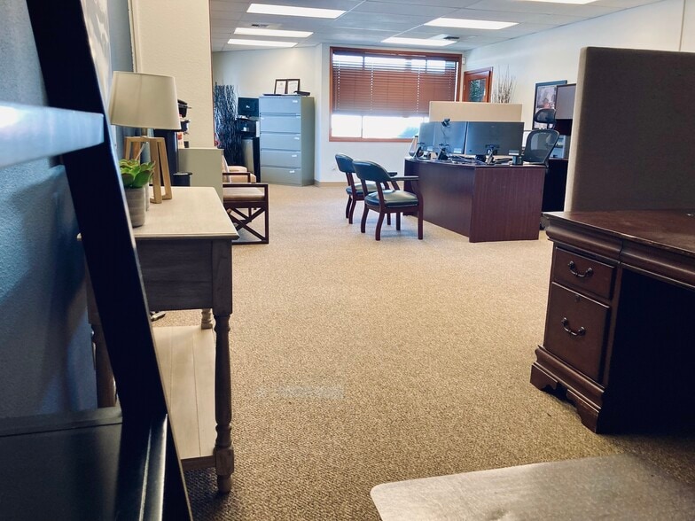 614 Harrison St, Sumner, WA for lease - Building Photo - Image 3 of 7