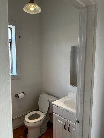 935 Sir Francis Drake Blvd, Greenbrae, CA à louer - Photo intérieure - Image 3 de 6