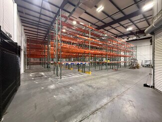 Plus de détails pour 13701 N 66th St, Largo, FL - Industriel à louer