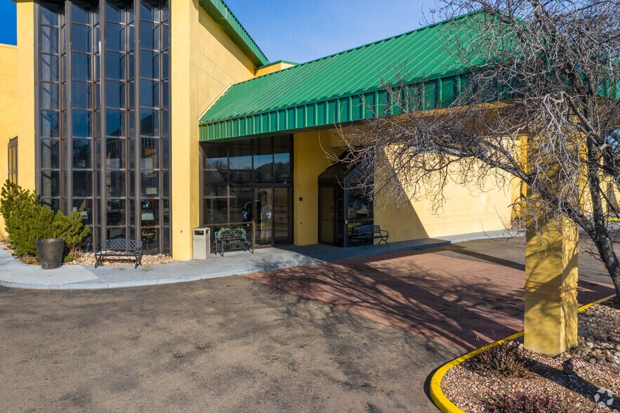 3836 E Mulberry St, Fort Collins, CO à vendre - Photo du bâtiment - Image 2 de 11