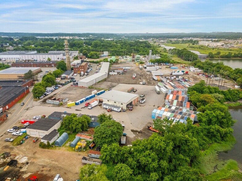 56-58R Pulaski St, Peabody, MA for lease - Building Photo - Image 2 of 7