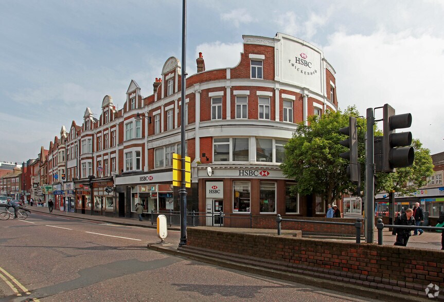 4 London Rd, Twickenham à vendre - Photo du bâtiment - Image 2 de 4