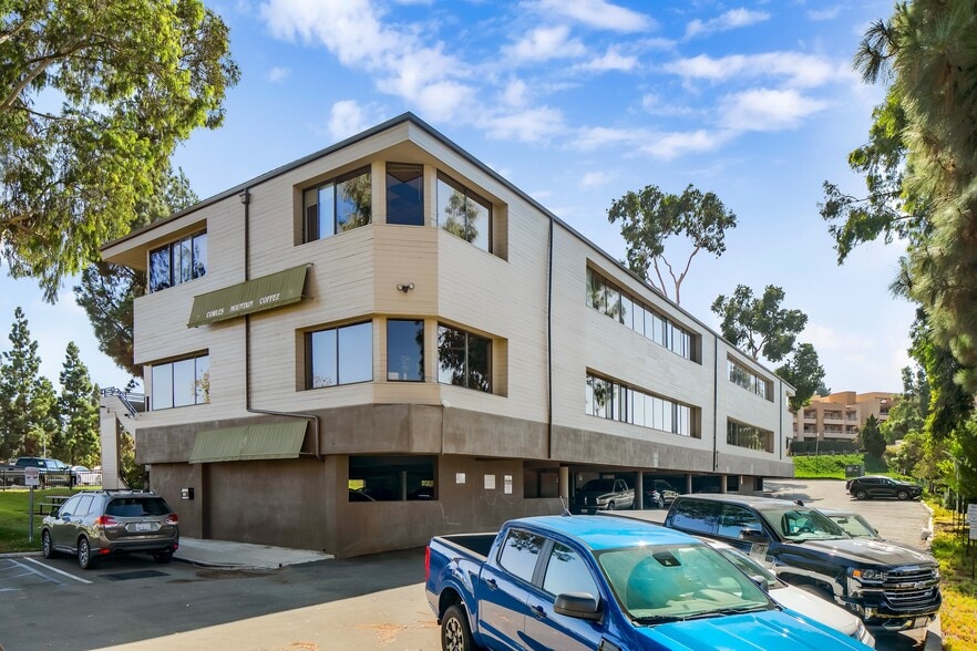 7290 Navajo Rd, San Diego, CA à louer - Photo du bâtiment - Image 2 de 14