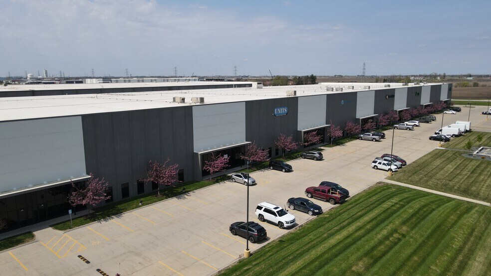 200 SE 37th St, Grimes, IA for lease - Building Photo - Image 1 of 6