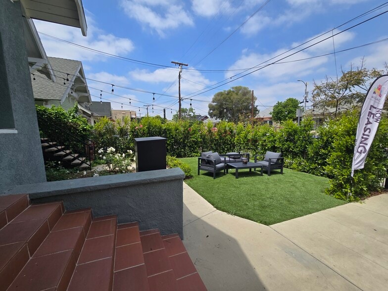 1418 W 28th St, Los Angeles, CA for sale - Building Photo - Image 3 of 9