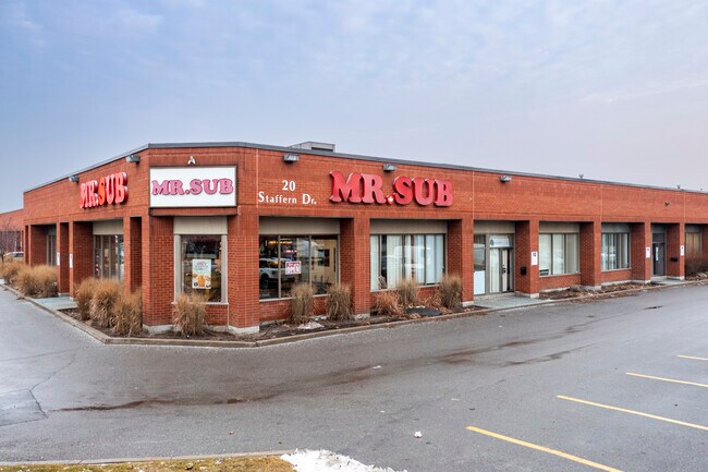 Plus de détails pour 20 Staffern Dr, Vaughan, ON - Industriel à louer