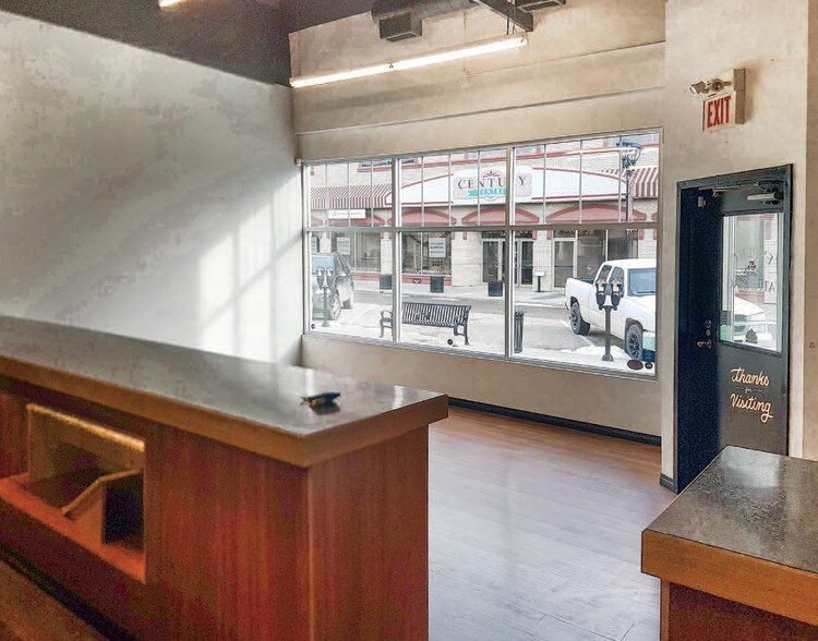 4804-5008 54 Av, Red Deer, AB à vendre - Autre - Image 2 de 4