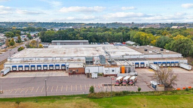 Plus de détails pour 2300 E Rice St, Sioux Falls, SD - Industriel à louer