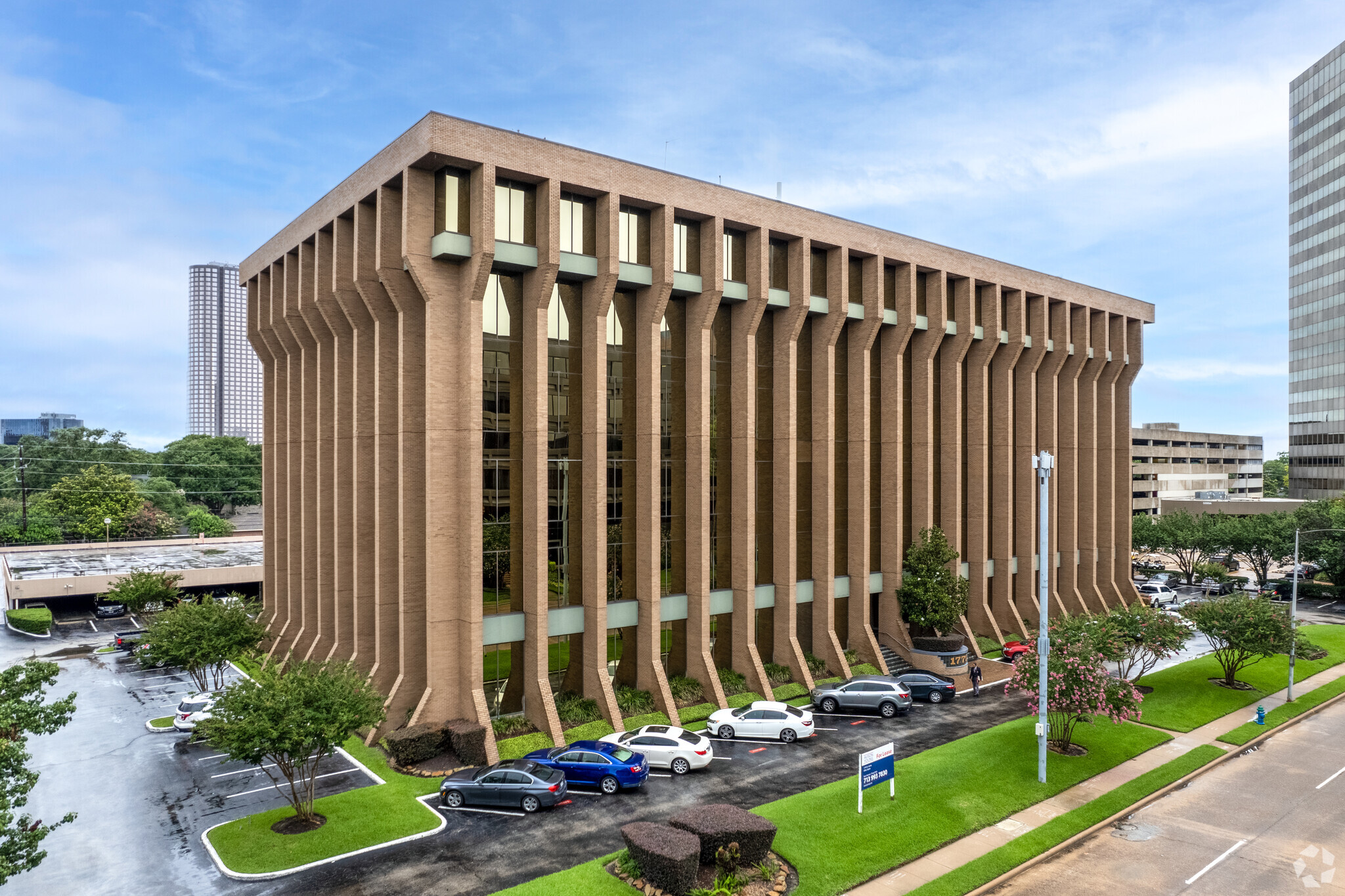 1770 St James Pl, Houston, TX à louer Photo du bâtiment- Image 1 de 7