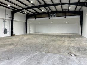 1520 NW Ballard Way, Seattle, WA for lease Interior Photo- Image 2 of 3