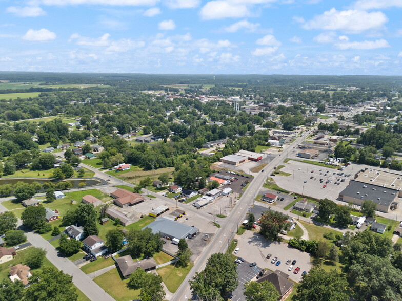 756 Lakeshore Dr, Scottsburg, IN for sale - Building Photo - Image 3 of 106