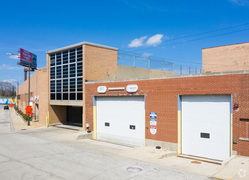4319-4321 N Knox Ave, Chicago, IL for lease - Building Photo - Image 1 of 5