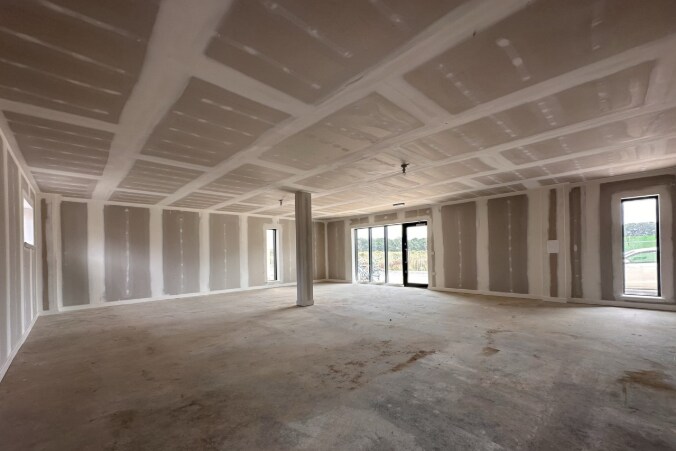 Adamson Av, Perth for sale - Interior Photo - Image 2 of 2