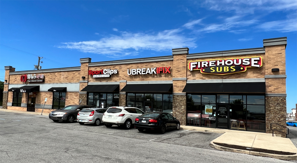 309 E Coliseum Blvd, Fort Wayne, IN à louer - Photo du bâtiment - Image 3 de 11