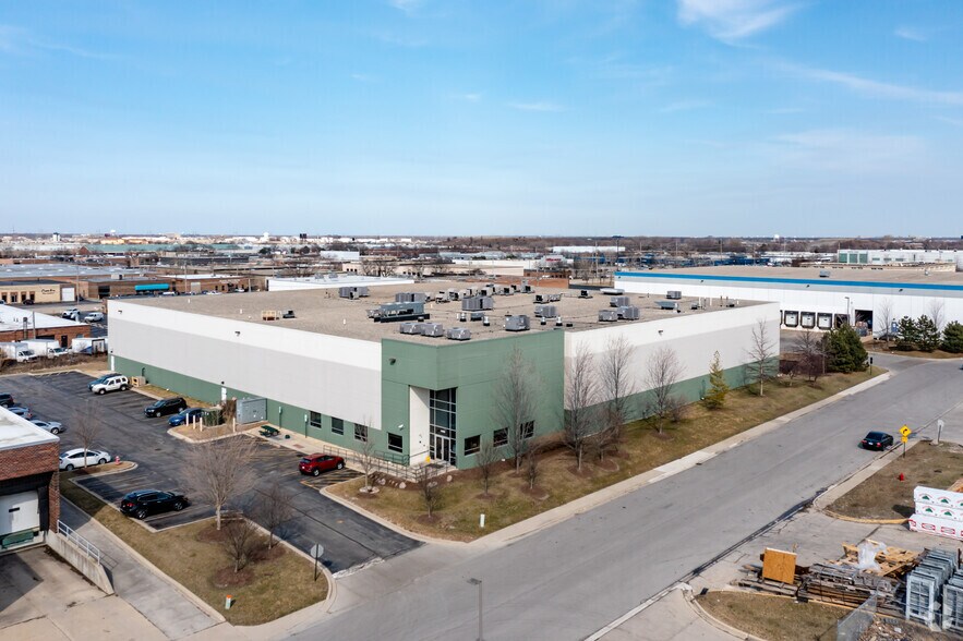 1490 Chase Ave, Elk Grove Village, IL à louer - Aérien - Image 3 de 6
