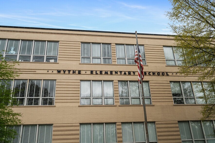 200 Claremont Ave, Hampton, VA à vendre - Photo du bâtiment - Image 1 de 30