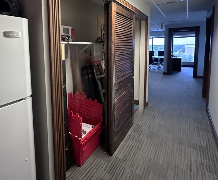 18501 Murdock Cir, Port Charlotte, FL for lease - Building Photo - Image 2 of 37