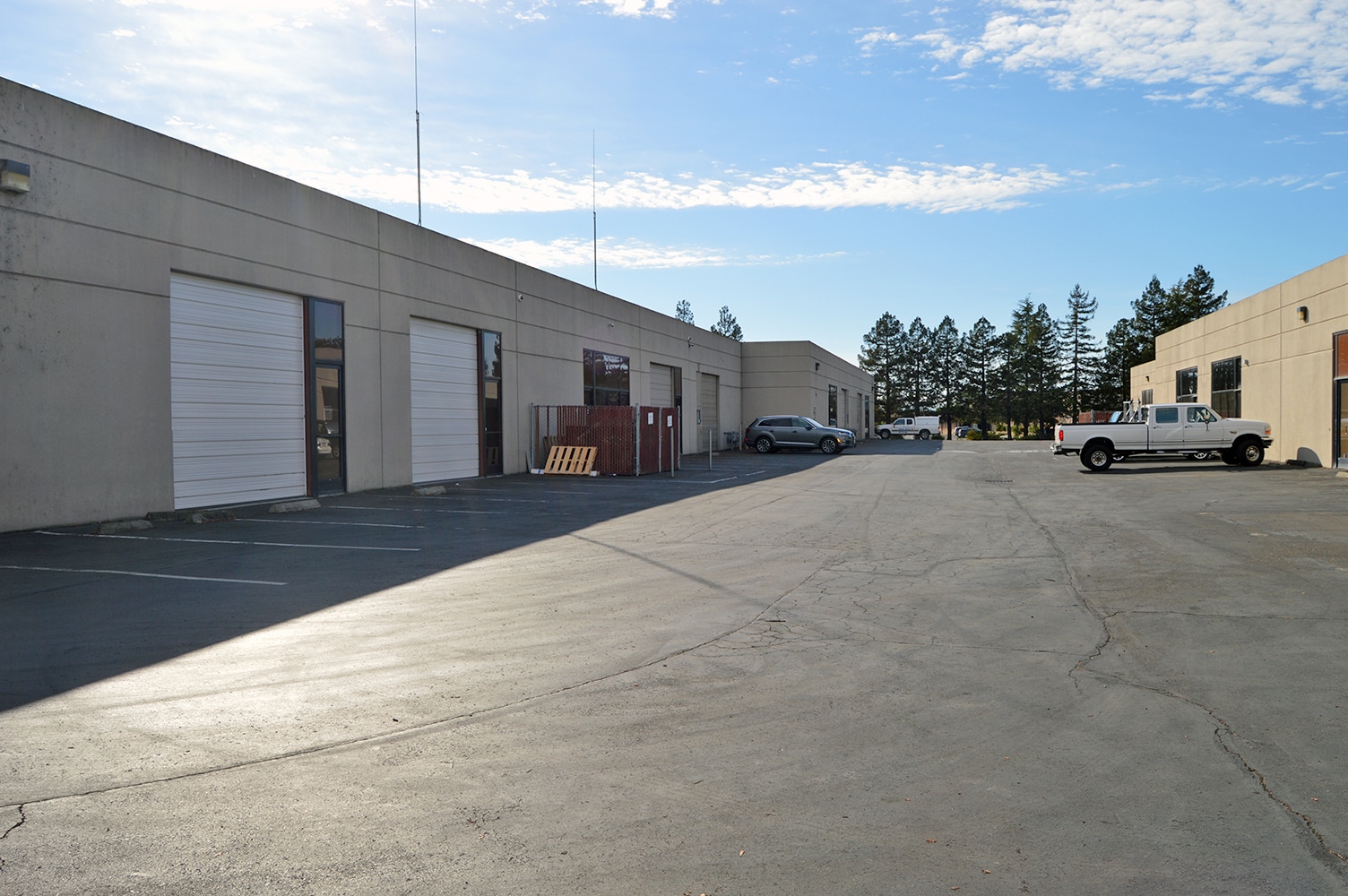 6115-6125 State Farm Dr, Rohnert Park, CA à louer Photo du bâtiment- Image 1 de 23