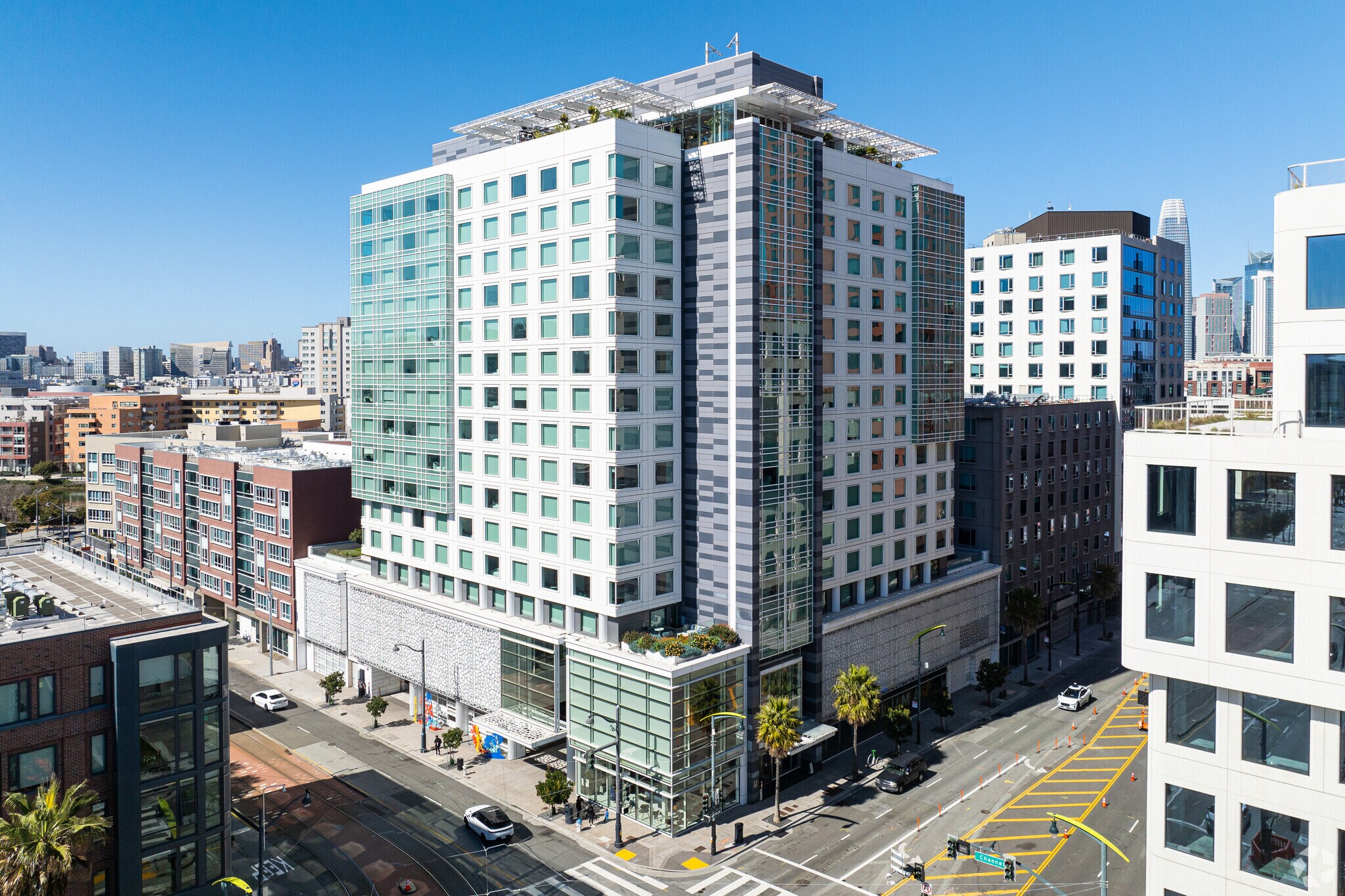 100 Channel St, San Francisco, CA à louer Photo du bâtiment- Image 1 de 6
