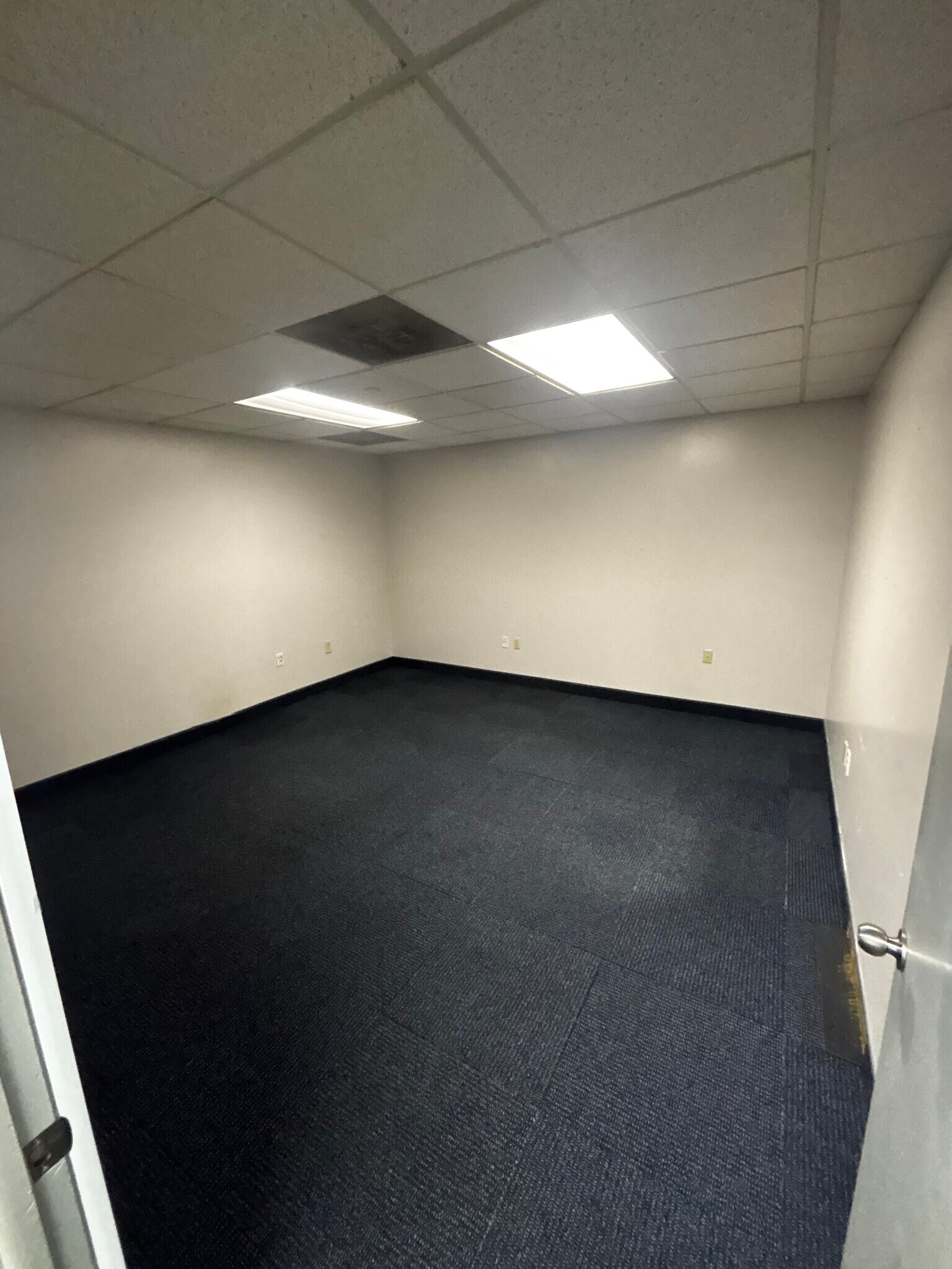 7850 NW 146th St, Miami Lakes, FL for lease Interior Photo- Image 1 of 3