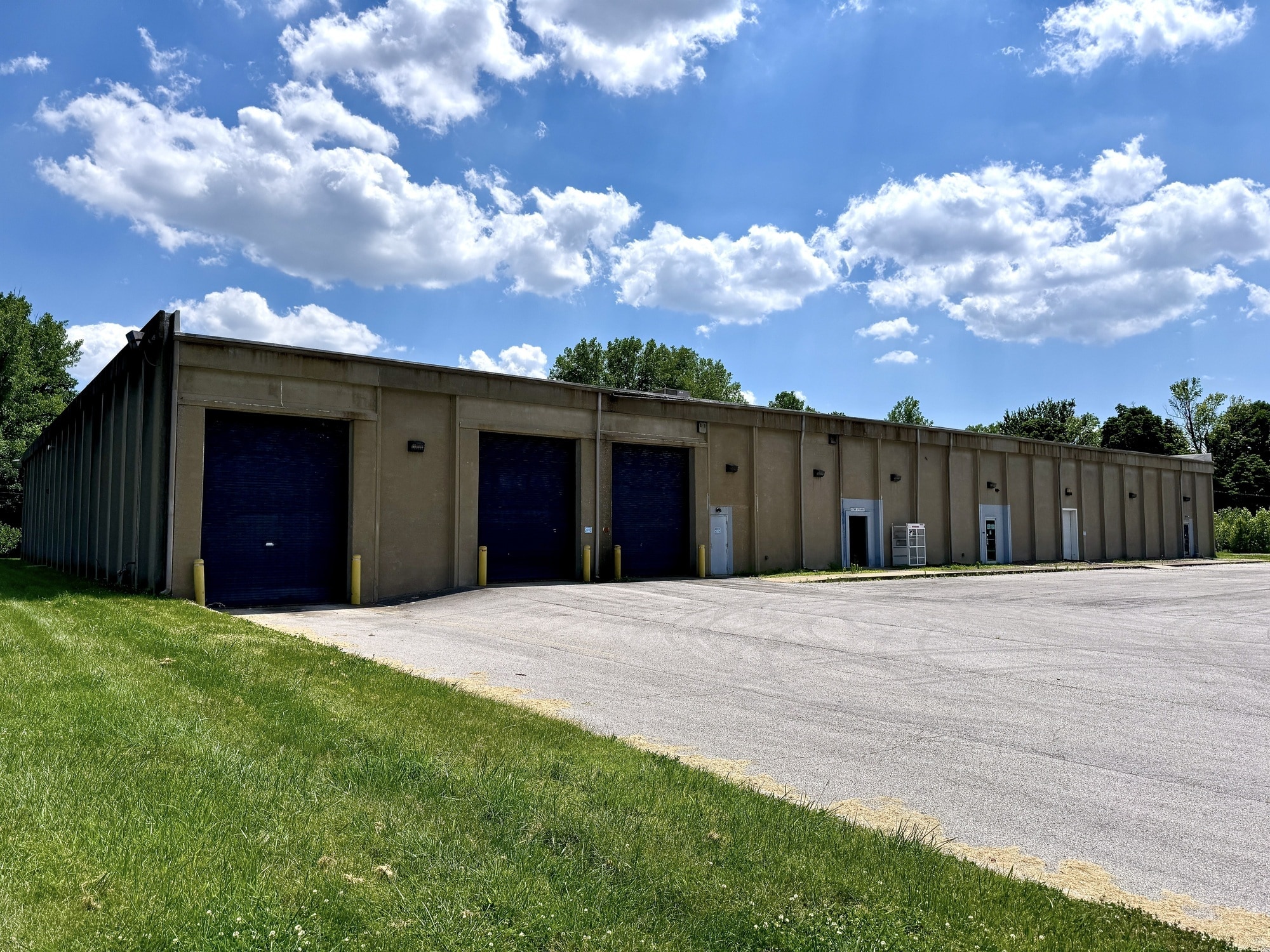 2800 Warehouse Rd, Owensboro, KY for sale Primary Photo- Image 1 of 9