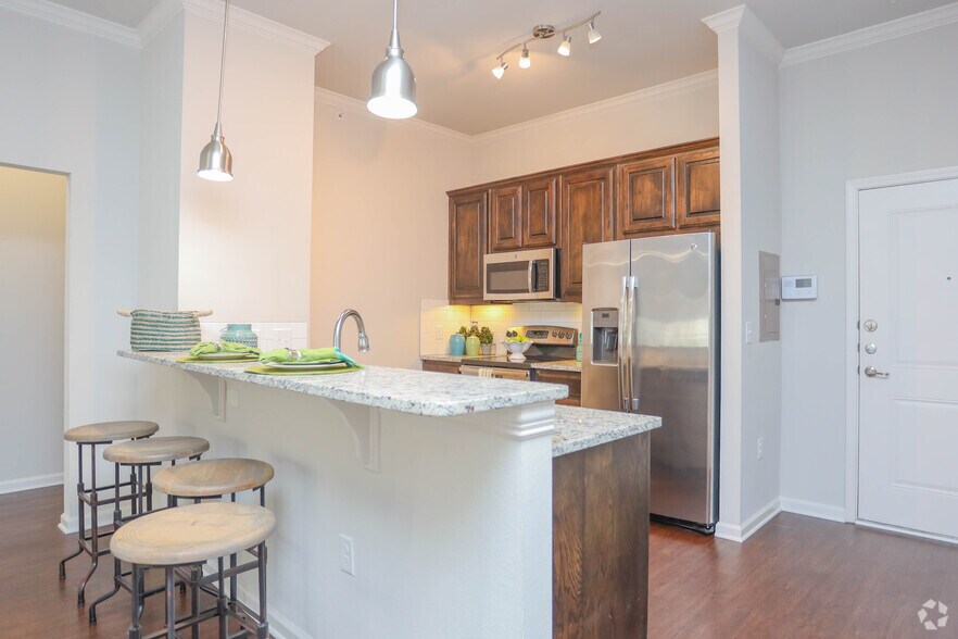 120 Main St, Highland Village, TX à louer - Photo intérieure - Image 2 de 80