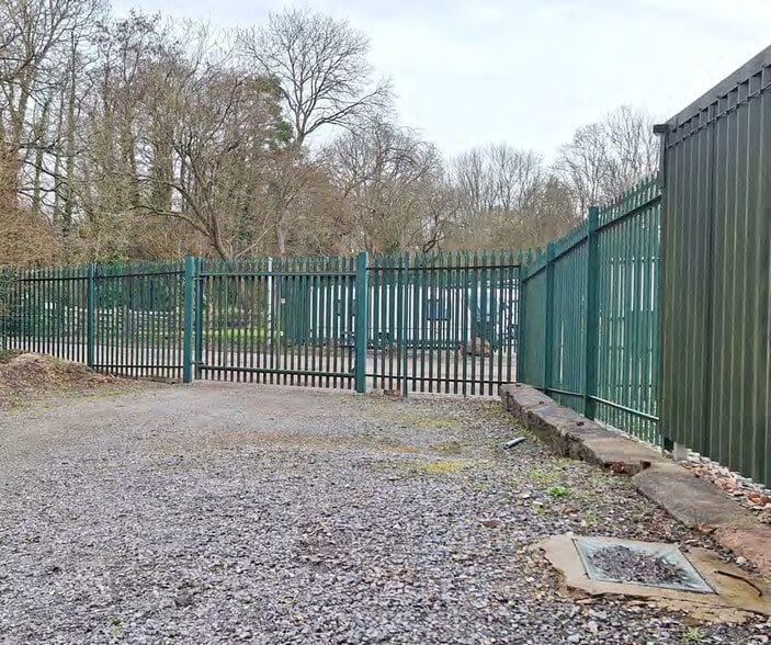 Bonds Ln, Whitestone for lease - Building Photo - Image 2 of 3