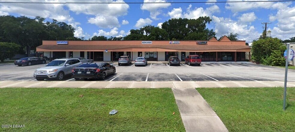 2900 S Nova Rd, South Daytona, FL à louer - Photo du bâtiment - Image 2 de 16