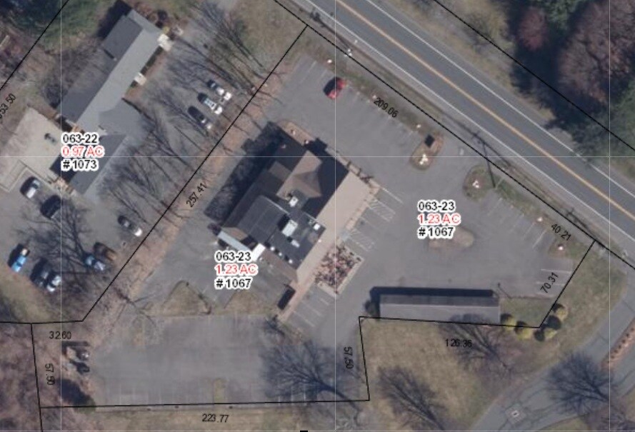 1067 Farmington Ave, Farmington, CT à louer Photo principale- Image 1 de 5