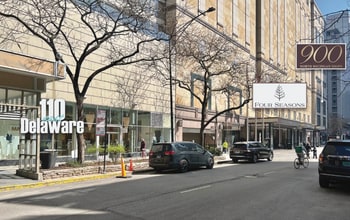 110 E Delaware Pl, Chicago, IL for lease Building Photo- Image 2 of 4