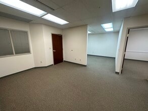 101 W Ironwood Dr, Coeur d'Alene, ID for lease Interior Photo- Image 2 of 6
