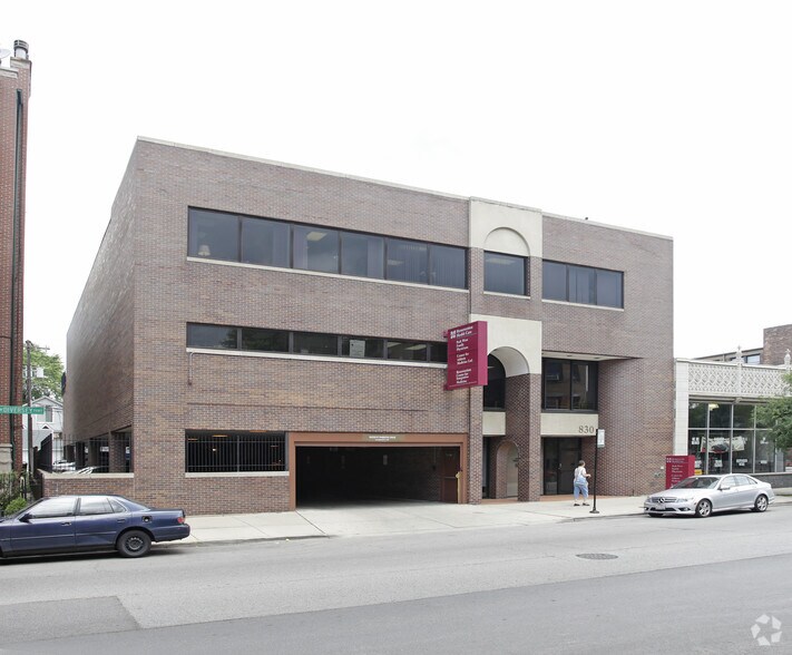 828-830 W Diversey Pky, Chicago, IL à vendre - Photo du bâtiment - Image 2 de 2