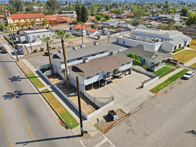 1401 Baker St, Bakersfield, CA for sale - Building Photo - Image 2 of 9