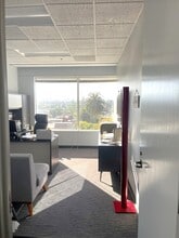 12121 Wilshire Blvd, Los Angeles, CA for lease Interior Photo- Image 2 of 3