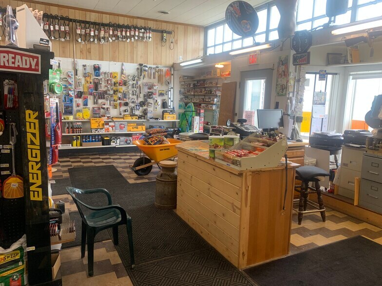 719 E Murray St, Boyd, WI à vendre - Photo intérieure - Image 3 de 6