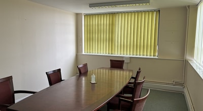 Church Ln, Grimsby for lease Interior Photo- Image 1 of 4