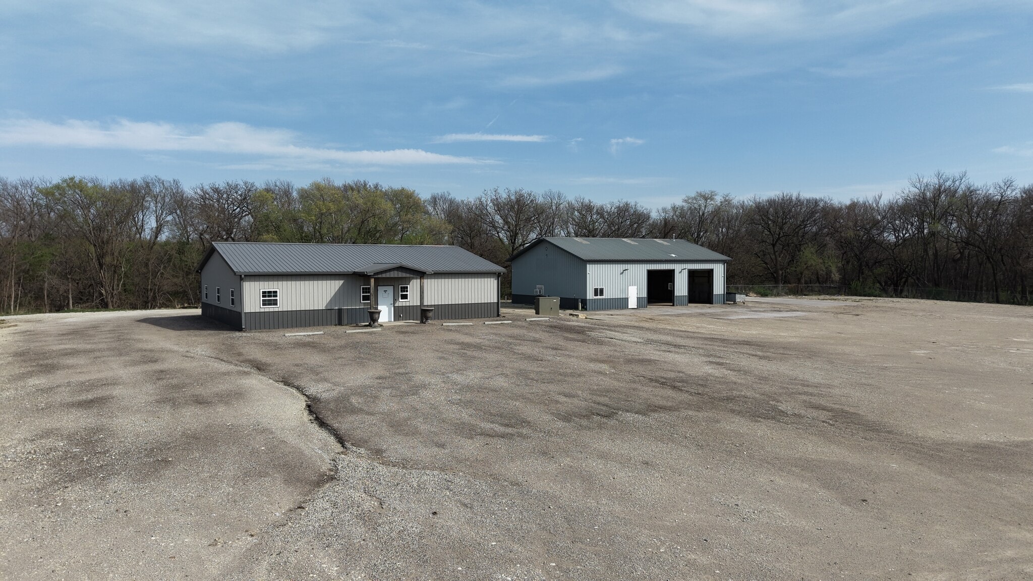 10090 SW River Valley Rd, Augusta, KS for lease Primary Photo- Image 1 of 24