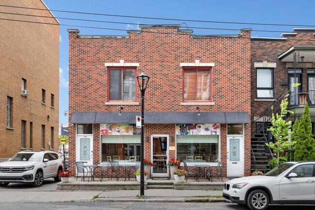 More details for 7021-7025 Rue Saint-Dominique, Montréal, QC - Retail for Sale