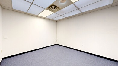2530 San Pablo Ave, Berkeley, CA for lease Interior Photo- Image 2 of 15