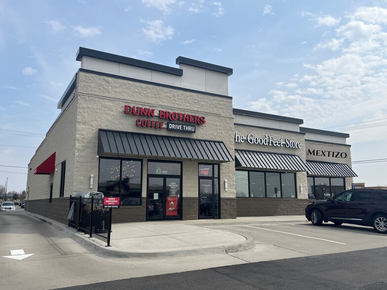 1140 Blairs Ferry Rd NE, Cedar Rapids, IA à vendre - Photo du bâtiment - Image 3 de 7