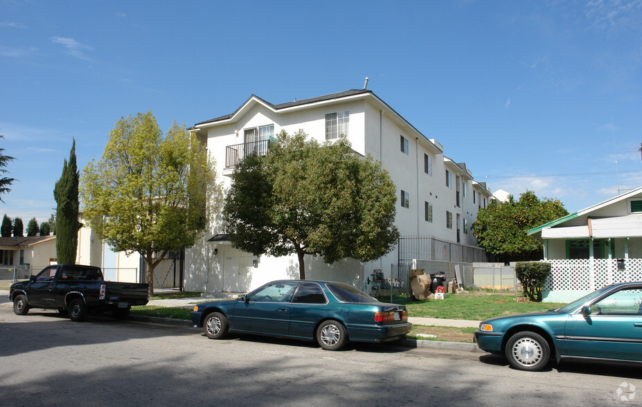 14121 Friar St, Van Nuys, CA for sale - Building Photo - Image 1 of 1