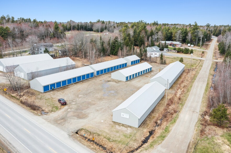 Safe Harbor Self-Storage Portfolio portfolio of 2 properties for sale on LoopNet.ca - Building Photo - Image 2 of 10