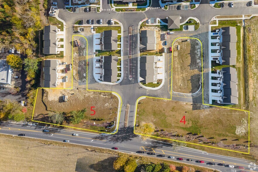 100-101 Kelton Station, Williamsburg, VA à vendre - Photo du bâtiment - Image 2 de 13