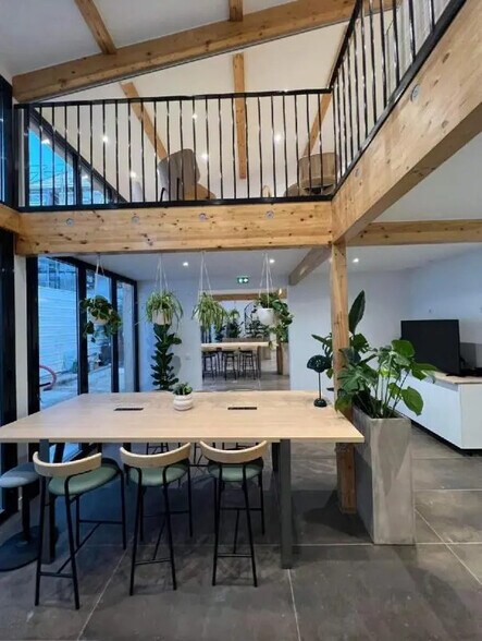 25 Rue Douy Delcupe, Montreuil à louer - Photo du bâtiment - Image 2 de 11